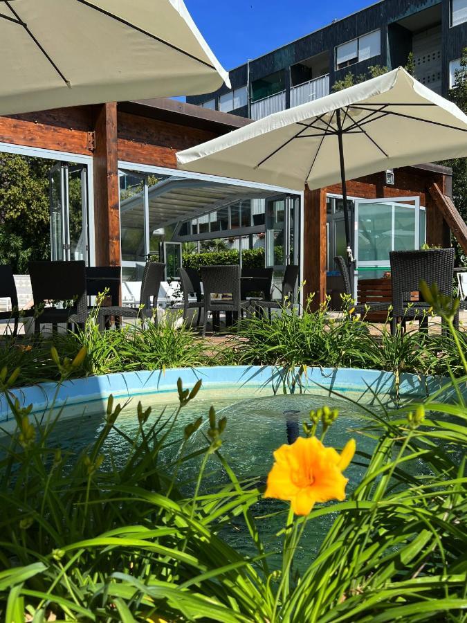 Hotel Ai Pini Градо Экстерьер фото