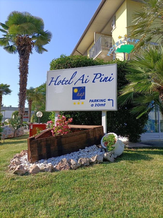 Hotel Ai Pini Градо Экстерьер фото